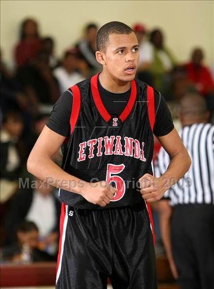 Thumbnail 1 in Etiwanda vs. Taft (Fairfax State Preview) photogallery.