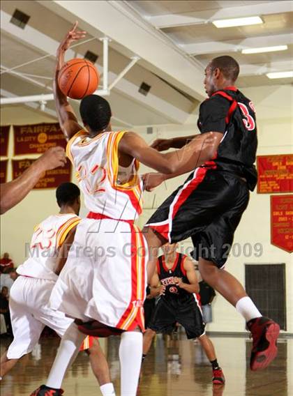 Thumbnail 1 in Etiwanda vs. Taft (Fairfax State Preview) photogallery.