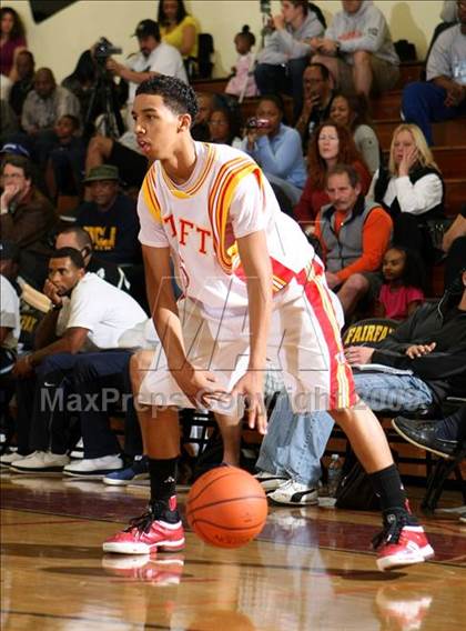 Thumbnail 3 in Etiwanda vs. Taft (Fairfax State Preview) photogallery.
