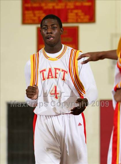 Thumbnail 3 in Etiwanda vs. Taft (Fairfax State Preview) photogallery.