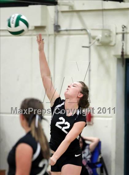 Thumbnail 2 in JV: St. Francis @ El Camino photogallery.