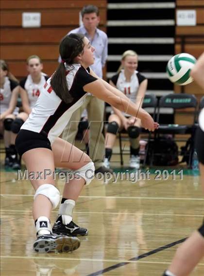 Thumbnail 2 in JV: St. Francis @ El Camino photogallery.