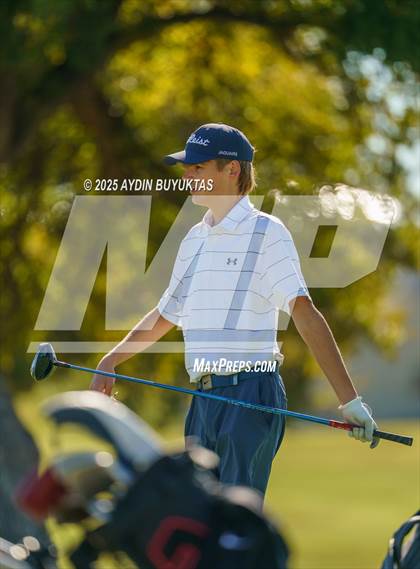 Thumbnail 1 in LHS FIGHTING FARMER FALL FEST TOURNEY photogallery.