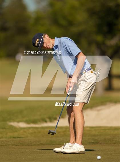 Thumbnail 2 in LHS FIGHTING FARMER FALL FEST TOURNEY photogallery.