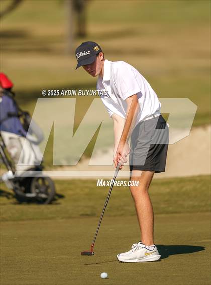 Thumbnail 3 in LHS FIGHTING FARMER FALL FEST TOURNEY photogallery.