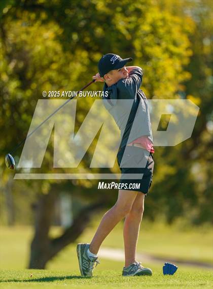 Thumbnail 2 in LHS FIGHTING FARMER FALL FEST TOURNEY photogallery.