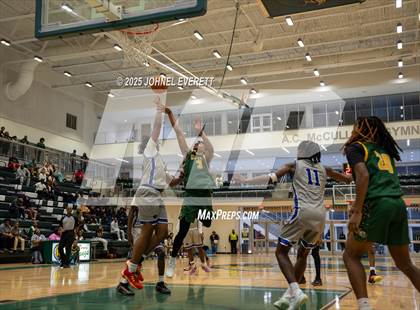 Thumbnail 3 in Chapel Hill vs. Griffin photogallery.