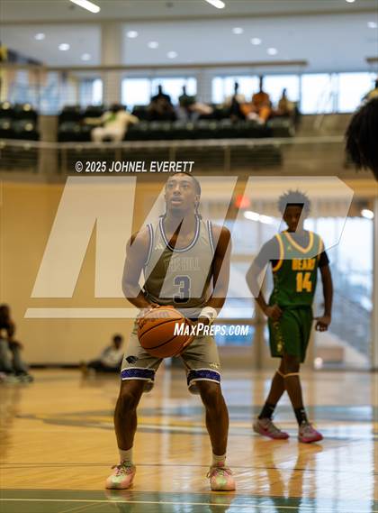 Thumbnail 2 in Chapel Hill vs. Griffin photogallery.