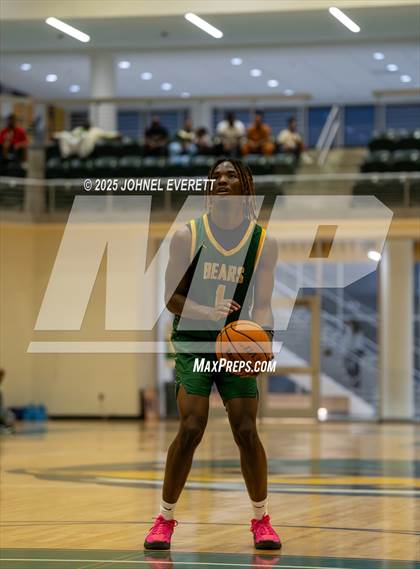 Thumbnail 3 in Chapel Hill vs. Griffin photogallery.