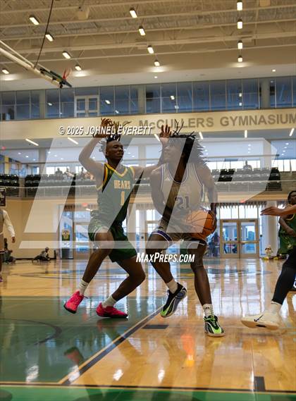 Thumbnail 1 in Chapel Hill vs. Griffin photogallery.