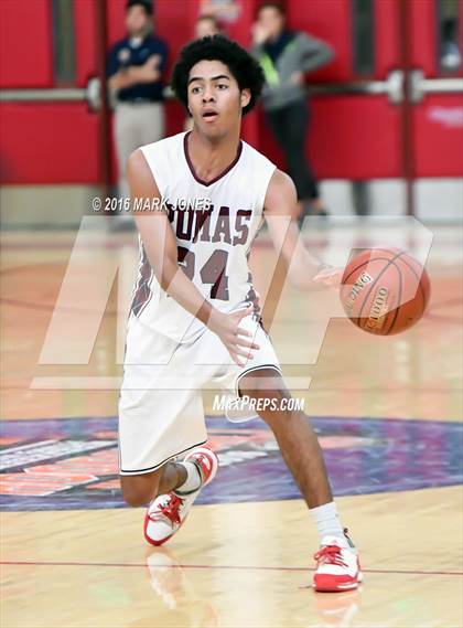 Thumbnail 1 in Perry vs. Lake Oswego (Hoophall West Invitational) photogallery.