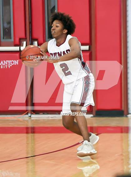 Thumbnail 1 in Perry vs. Lake Oswego (Hoophall West Invitational) photogallery.