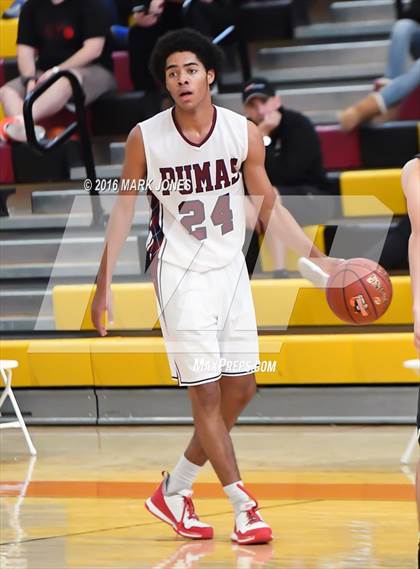 Thumbnail 1 in Perry vs. Lake Oswego (Hoophall West Invitational) photogallery.