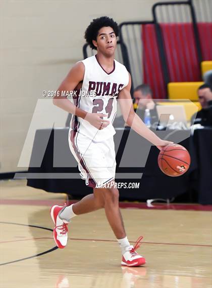 Thumbnail 2 in Perry vs. Lake Oswego (Hoophall West Invitational) photogallery.