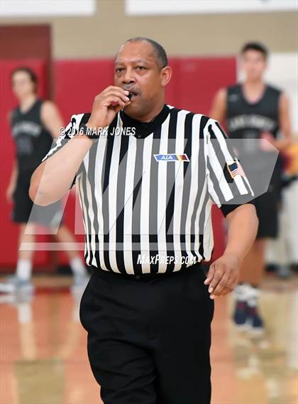 Thumbnail 1 in Perry vs. Lake Oswego (Hoophall West Invitational) photogallery.