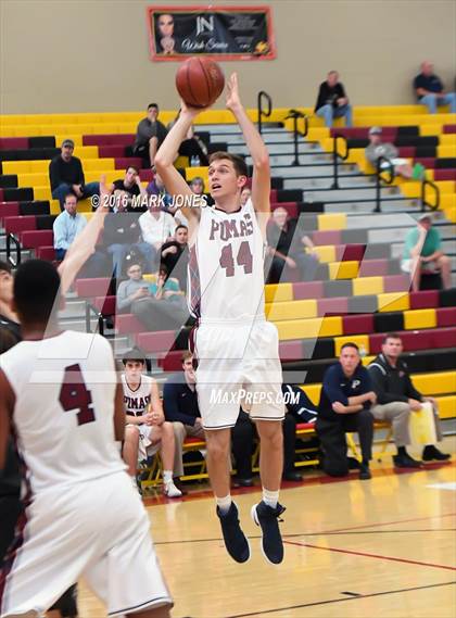 Thumbnail 3 in Perry vs. Lake Oswego (Hoophall West Invitational) photogallery.