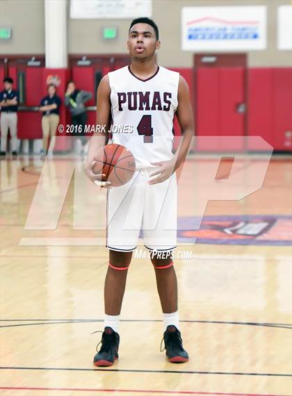 Thumbnail 3 in Perry vs. Lake Oswego (Hoophall West Invitational) photogallery.