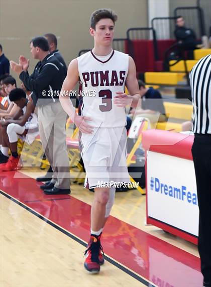 Thumbnail 1 in Perry vs. Lake Oswego (Hoophall West Invitational) photogallery.
