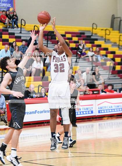 Thumbnail 2 in Perry vs. Lake Oswego (Hoophall West Invitational) photogallery.