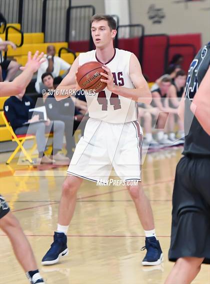 Thumbnail 2 in Perry vs. Lake Oswego (Hoophall West Invitational) photogallery.