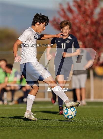 Thumbnail 2 in Bonners Ferry vs Coeur d'Alene Charter Academy (3A Intermountain Final) photogallery.