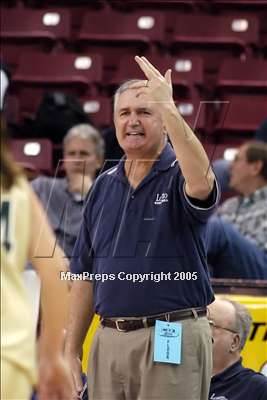Thumbnail 3 in Loretto vs Hilmar (D4 Sec. Final)#1 photogallery.