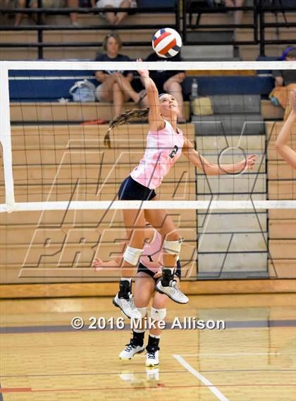 Thumbnail 1 in Soddy Daisy vs Sale Creek photogallery.