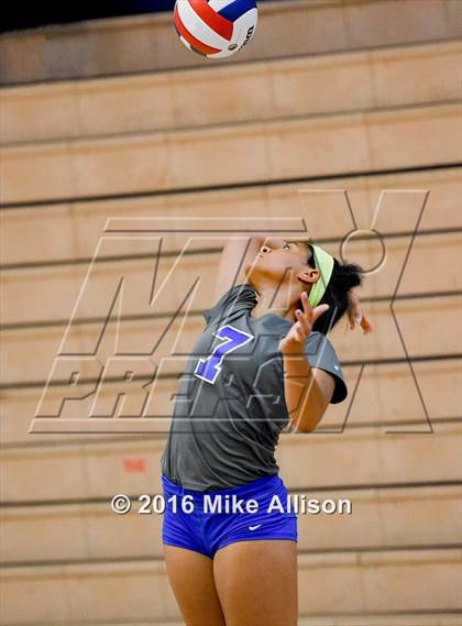 Thumbnail 2 in Soddy Daisy vs Sale Creek photogallery.