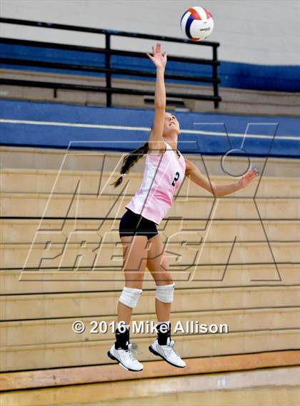 Thumbnail 1 in Soddy Daisy vs Sale Creek photogallery.