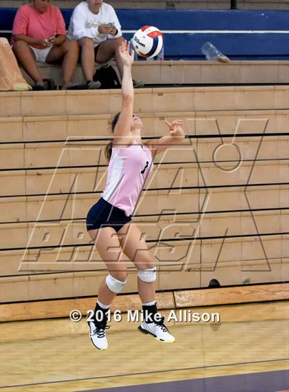 Thumbnail 3 in Soddy Daisy vs Sale Creek photogallery.