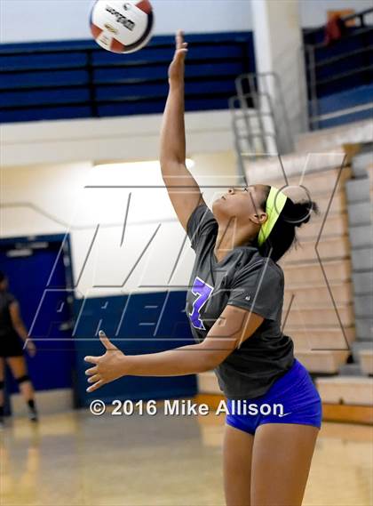 Thumbnail 3 in Soddy Daisy vs Sale Creek photogallery.