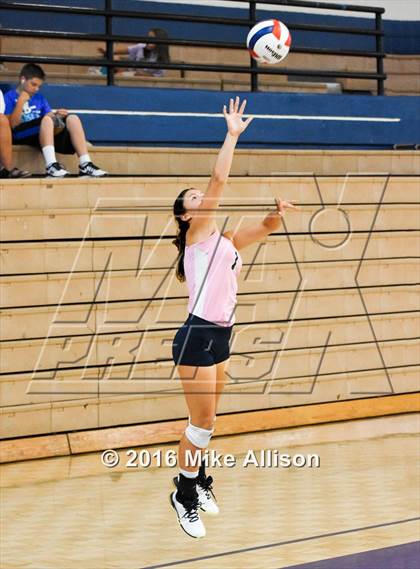 Thumbnail 2 in Soddy Daisy vs Sale Creek photogallery.