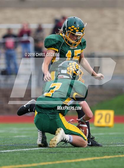 Thumbnail 2 in Alexander vs. Bolivar-Richburg (Section 5 Class D Semifinal) photogallery.