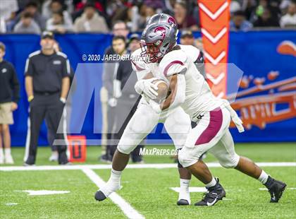 Thumbnail 3 in Acadiana vs. Destrehan (LHSAA 5A Final) photogallery.