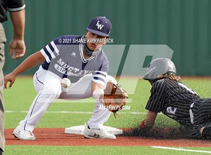Thumbnail 1 in Melissa vs. Life Waxahachie (UIL 4A Quarterfinal) photogallery.
