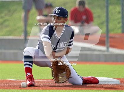 Thumbnail 2 in Melissa vs. Life Waxahachie (UIL 4A Quarterfinal) photogallery.