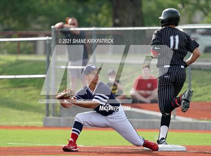 Thumbnail 3 in Melissa vs. Life Waxahachie (UIL 4A Quarterfinal) photogallery.