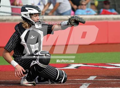 Thumbnail 1 in Melissa vs. Life Waxahachie (UIL 4A Quarterfinal) photogallery.