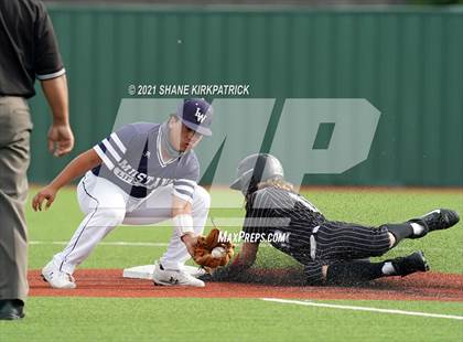 Thumbnail 2 in Melissa vs. Life Waxahachie (UIL 4A Quarterfinal) photogallery.