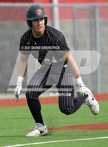Thumbnail 1 in Melissa vs. Life Waxahachie (UIL 4A Quarterfinal) photogallery.