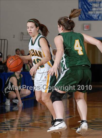 Thumbnail 2 in Eldred vs. Coleman Catholic (Section 9 Class D Final) photogallery.