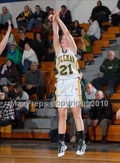 Thumbnail 1 in Eldred vs. Coleman Catholic (Section 9 Class D Final) photogallery.