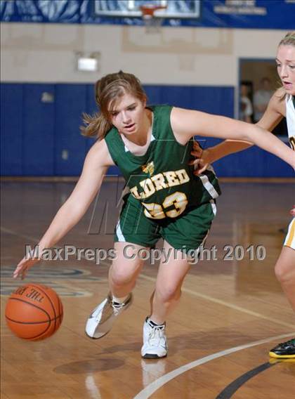 Thumbnail 1 in Eldred vs. Coleman Catholic (Section 9 Class D Final) photogallery.