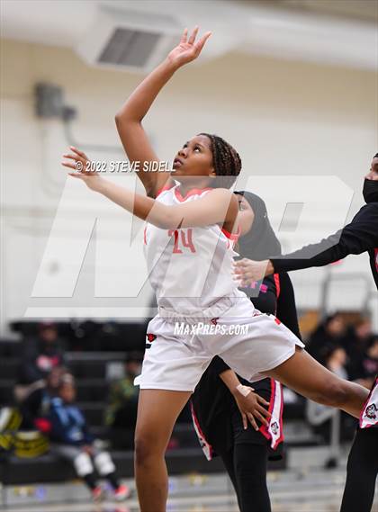 Thumbnail 2 in Hoover vs. Crawford photogallery.