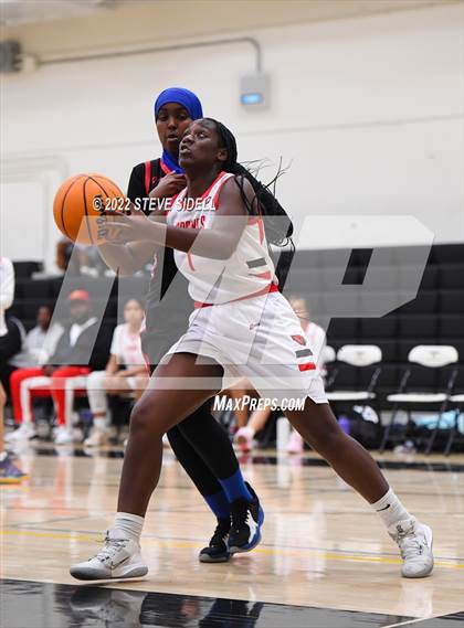 Thumbnail 2 in Hoover vs. Crawford photogallery.