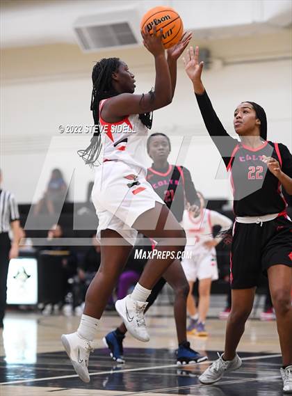 Thumbnail 2 in Hoover vs. Crawford photogallery.