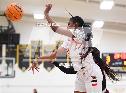 Thumbnail 3 in Hoover vs. Crawford photogallery.