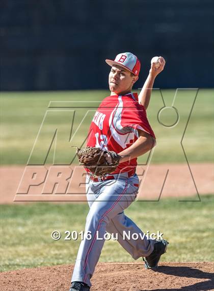 Thumbnail 1 in Pojoaque Valley vs. Bernalillo (Jim Pierce Memorial Invitational) photogallery.