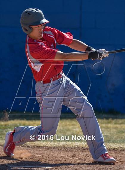 Thumbnail 1 in Pojoaque Valley vs. Bernalillo (Jim Pierce Memorial Invitational) photogallery.