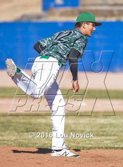 Thumbnail 2 in Pojoaque Valley vs. Bernalillo (Jim Pierce Memorial Invitational) photogallery.
